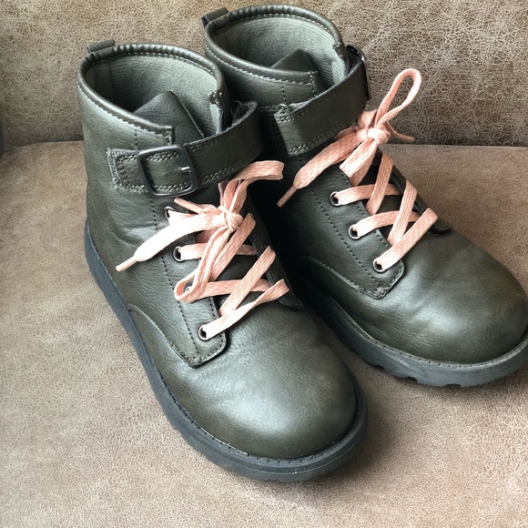 Carter’s Toddler/Baby Combat Boots sz 3 - Picture 5 of 6